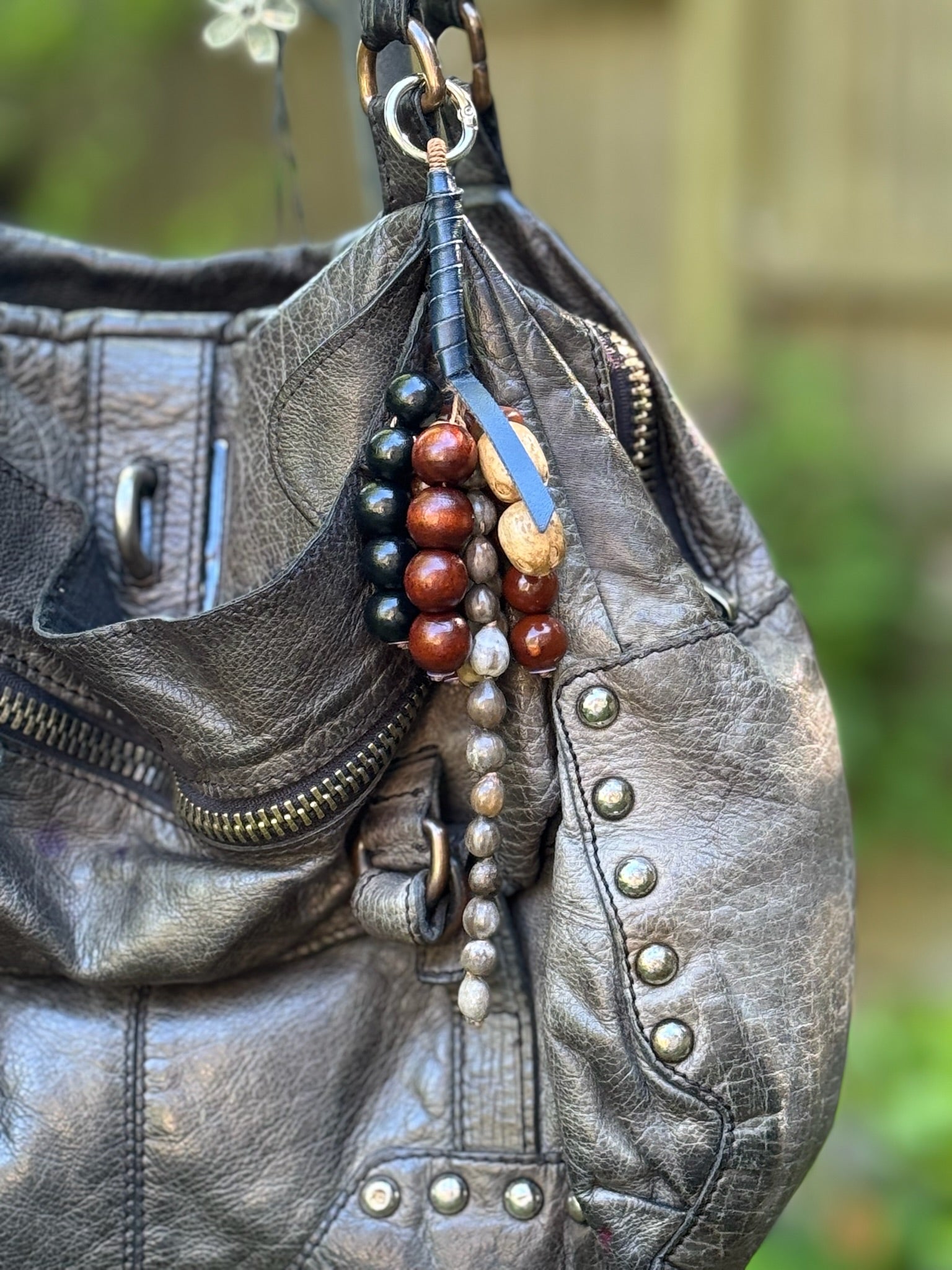 Nomad_Keychain_closelook